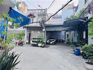 Nhà chính chủ tâm huyết lâu đời cần bán gấp 700 triệu nhà gần sát emart phan huy ích