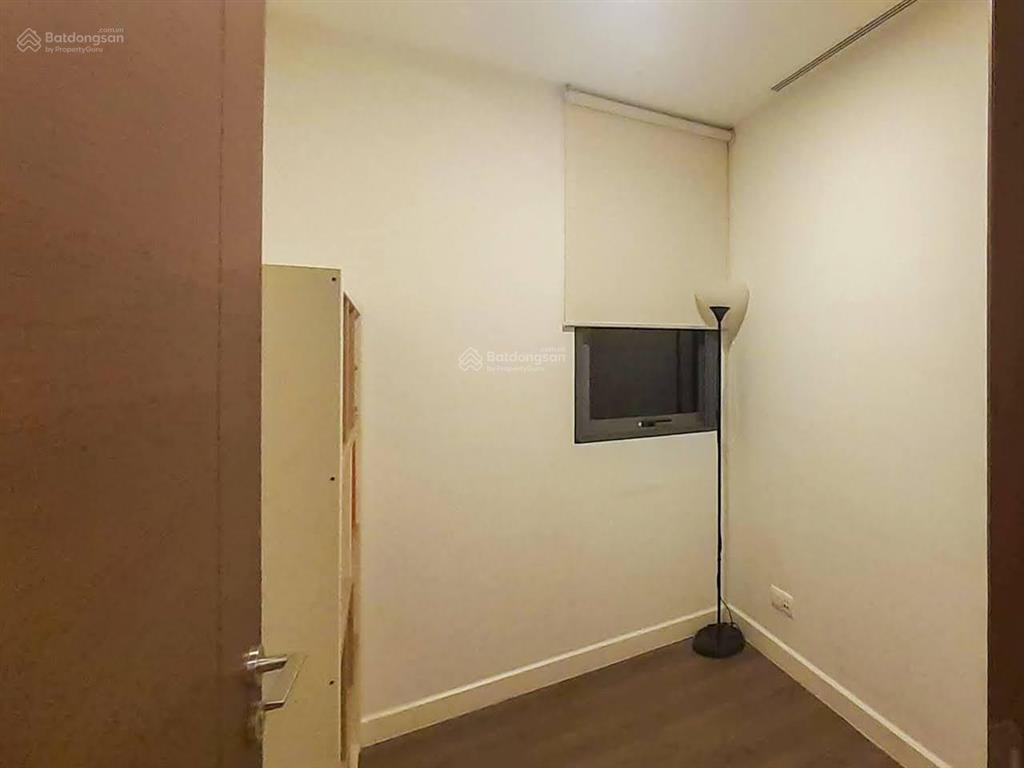 Bán hoặc cho thuê căn hộ tại the nassim thảo điền gồm 3 phòng ngủ view sông với diện tích 135m2