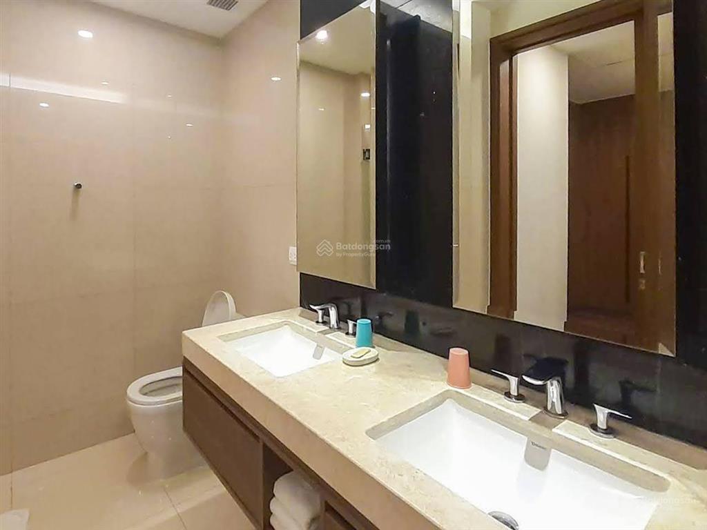 Bán hoặc cho thuê căn hộ tại the nassim thảo điền gồm 3 phòng ngủ view sông với diện tích 135m2