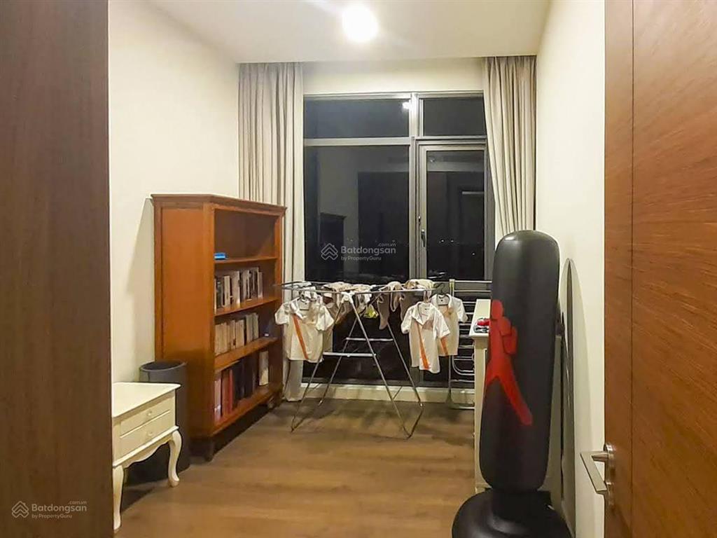 Bán hoặc cho thuê căn hộ tại the nassim thảo điền gồm 3 phòng ngủ view sông với diện tích 135m2