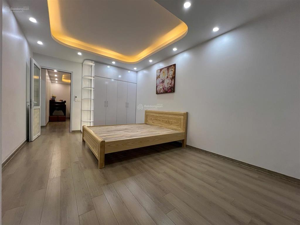 Chính chủ bán căn hộ 2pn tân việt tower full nội thất có sổ sẵn