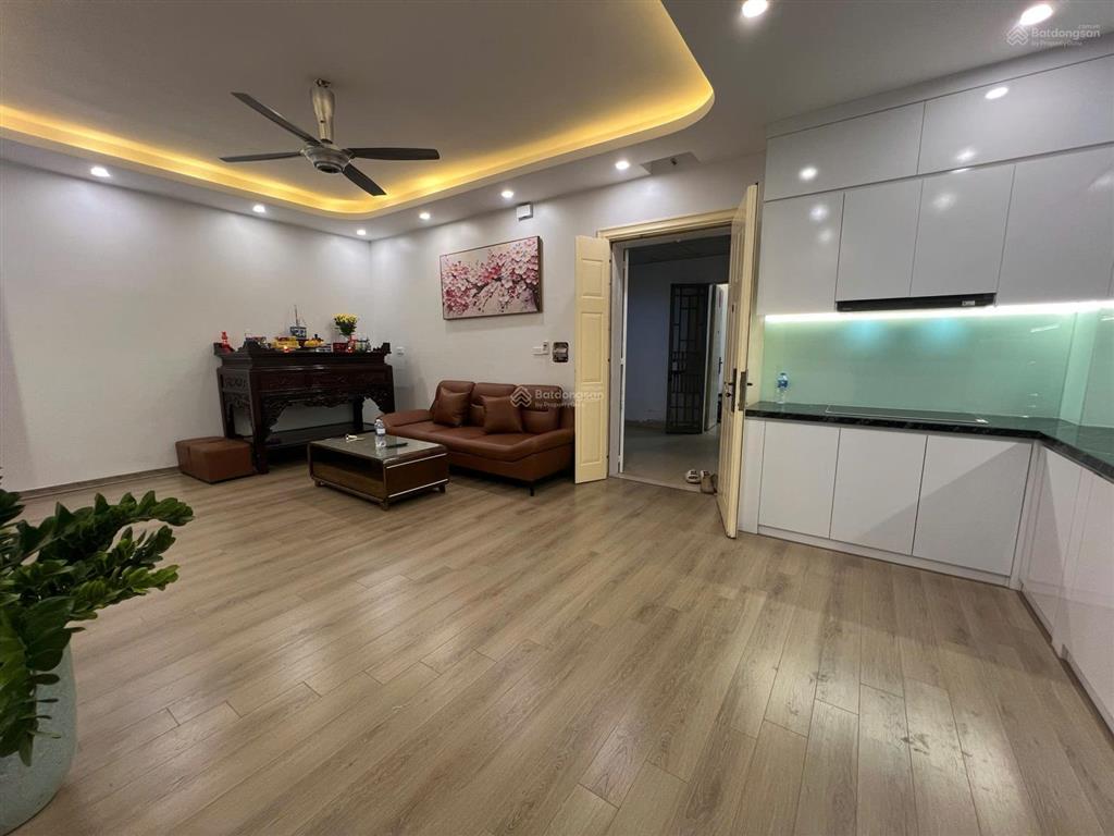 Chính chủ bán căn hộ 2pn tân việt tower full nội thất có sổ sẵn