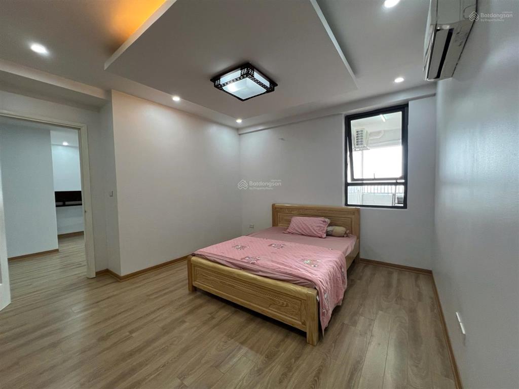 Cho thuê căn hộ chung cư tân tây đô 110m2 với 3 ngủ và 2 vệ sinh vào ở ngay