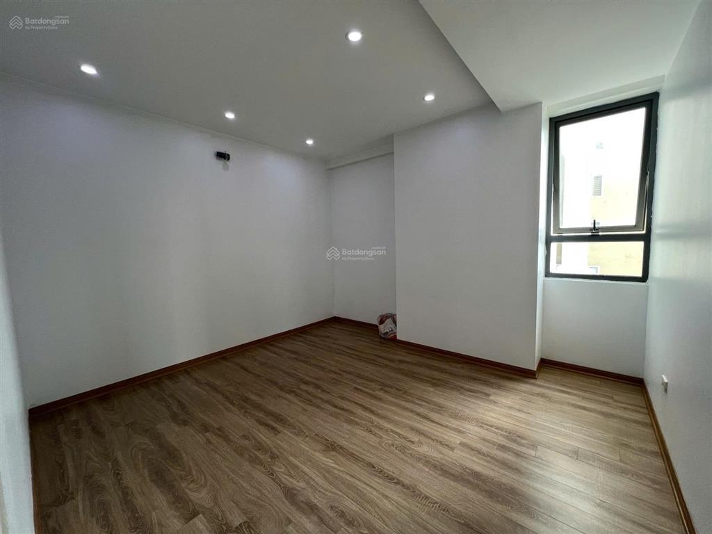 Cho thuê căn hộ chung cư tân tây đô 110m2 với 3 ngủ và 2 vệ sinh vào ở ngay
