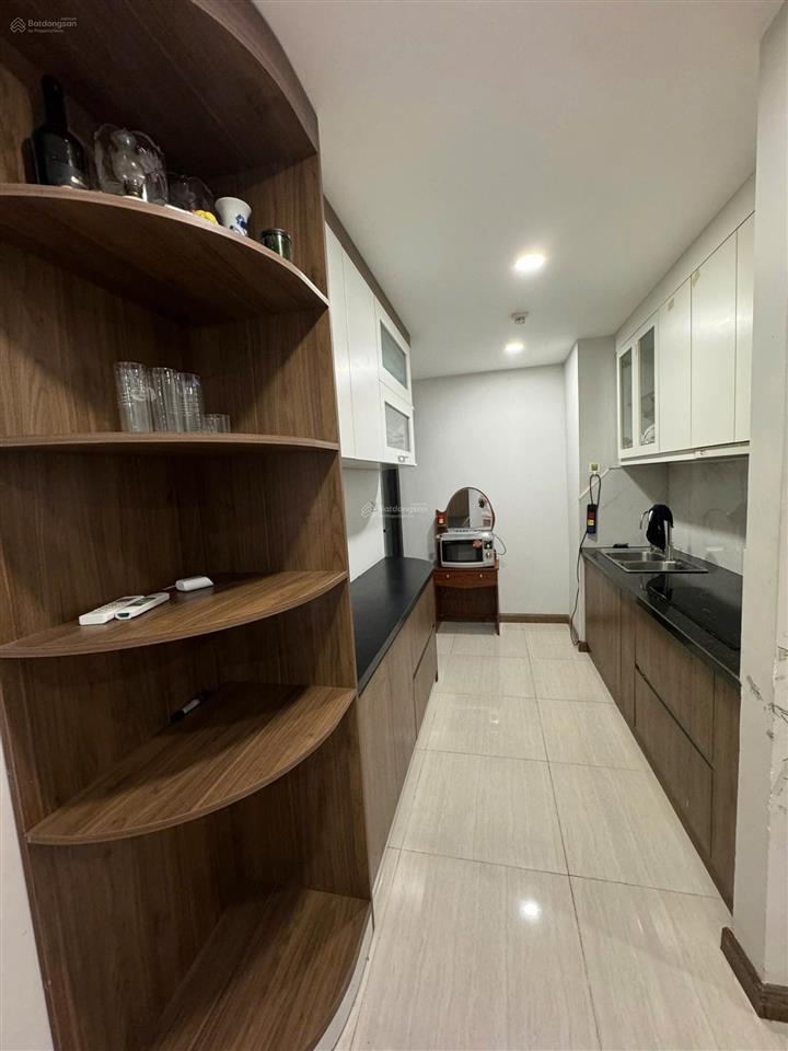 Bán nhanh căn góc chung cư hateco 57m2 với 2 ngủ 1 vệ sinh full nội thất tầng cao giá tốt