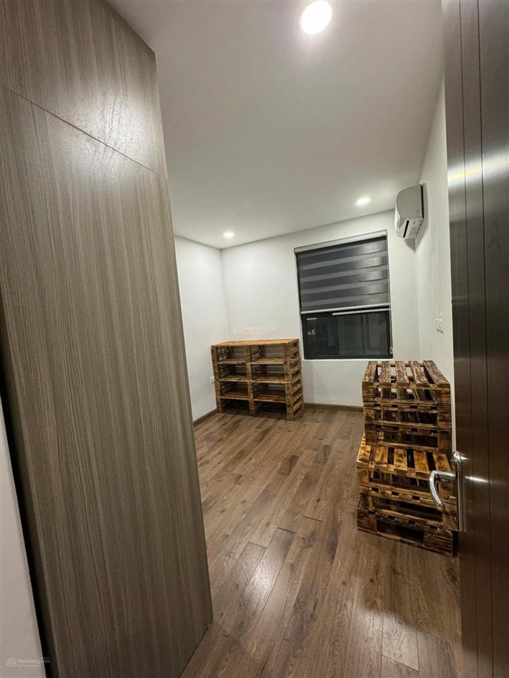 Bán nhanh căn góc chung cư hateco 57m2 với 2 ngủ 1 vệ sinh full nội thất tầng cao giá tốt