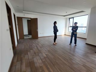 Vừa nhận nhà, mình bán nhanh căn góc 95m2 3pn 2vs ban công hướng mát, view đẹp tòa ct2 x2 đại kim