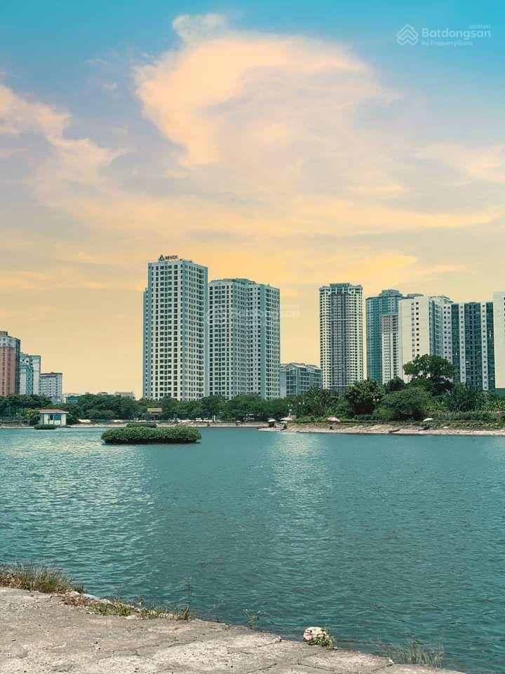 Vừa nhận nhà, mình bán căn góc hoa hậu 95m2, 904 ct3, ban công đông nam mát, view hồ định công
