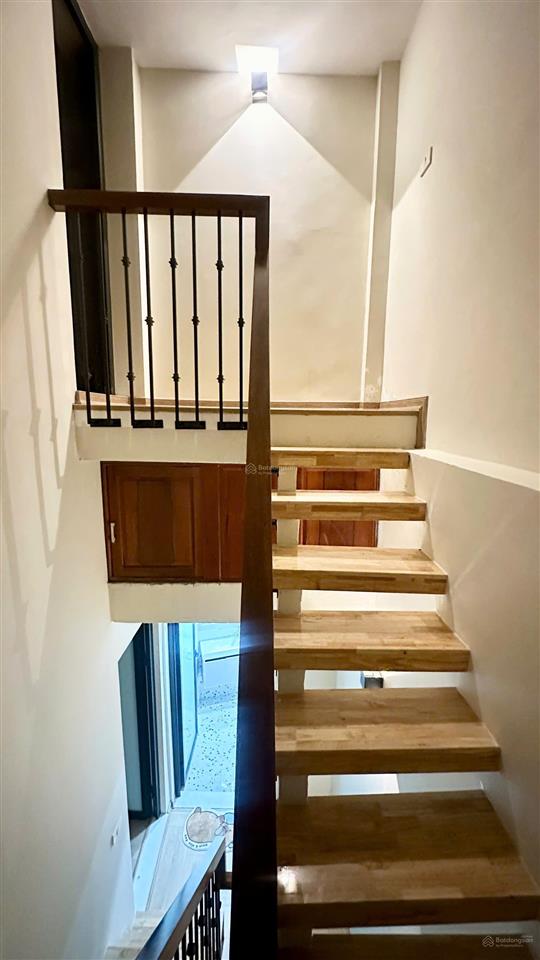 Chỉ hơn 8 tỷ, bán gấp nhà riêng ngõ 180 phố lò đúc  ngõ rộng gần 4m