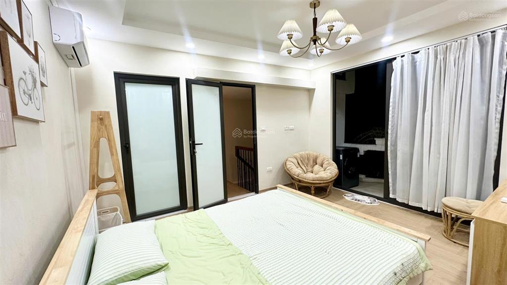Chỉ hơn 8 tỷ, bán gấp nhà riêng ngõ 180 phố lò đúc  ngõ rộng gần 4m