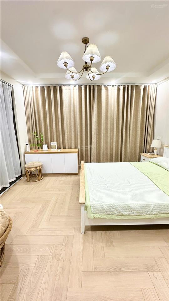 Chỉ hơn 8 tỷ, bán gấp nhà riêng ngõ 180 phố lò đúc  ngõ rộng gần 4m