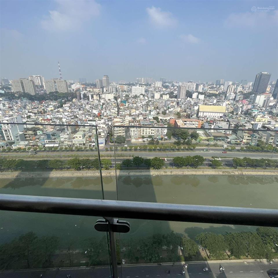 Cho thuê căn hộ the gold view, 30 triệu vnd, 117 m2, 3pn, 2wc, ở bến vân đồn, quận 4, tp.hcm