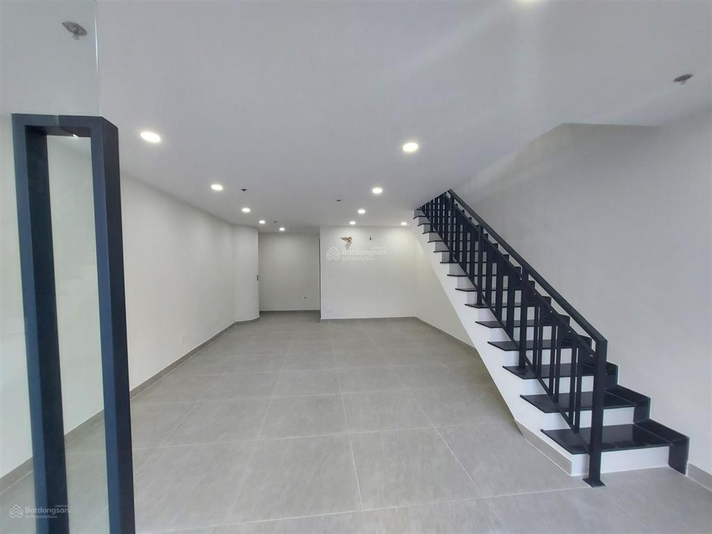 Cho thuê shophouse one verandah mapletree, giá cực chất 27 triệu/th, 100m2