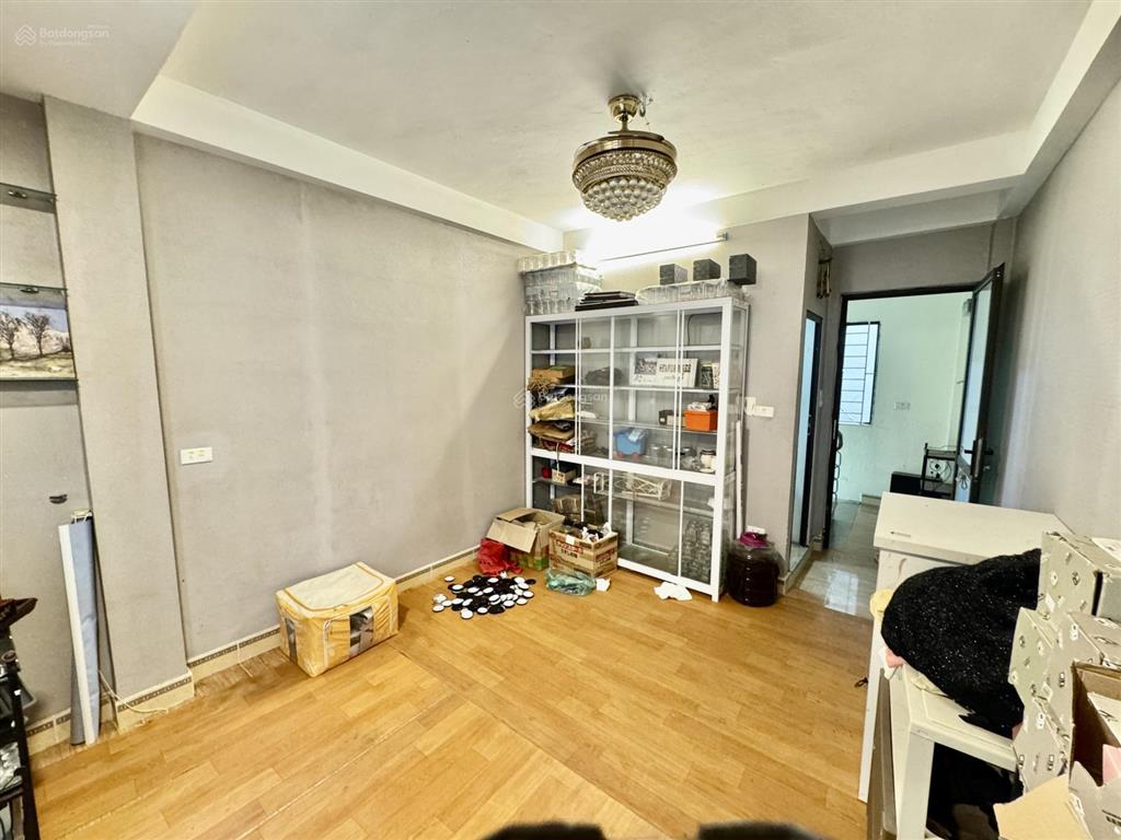 Nhà phố xã đàn 35m2, gara ô tô ngõ thông kinh doanh  5 tầng, khung cột 2 mặt ngõ