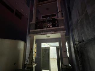 Cho thuê nhà mặt tiền kinh doanh 5pn, 4wc tại âu cơ, p 10, q. tân bình, giá 45 triệu vnd, hàng hot