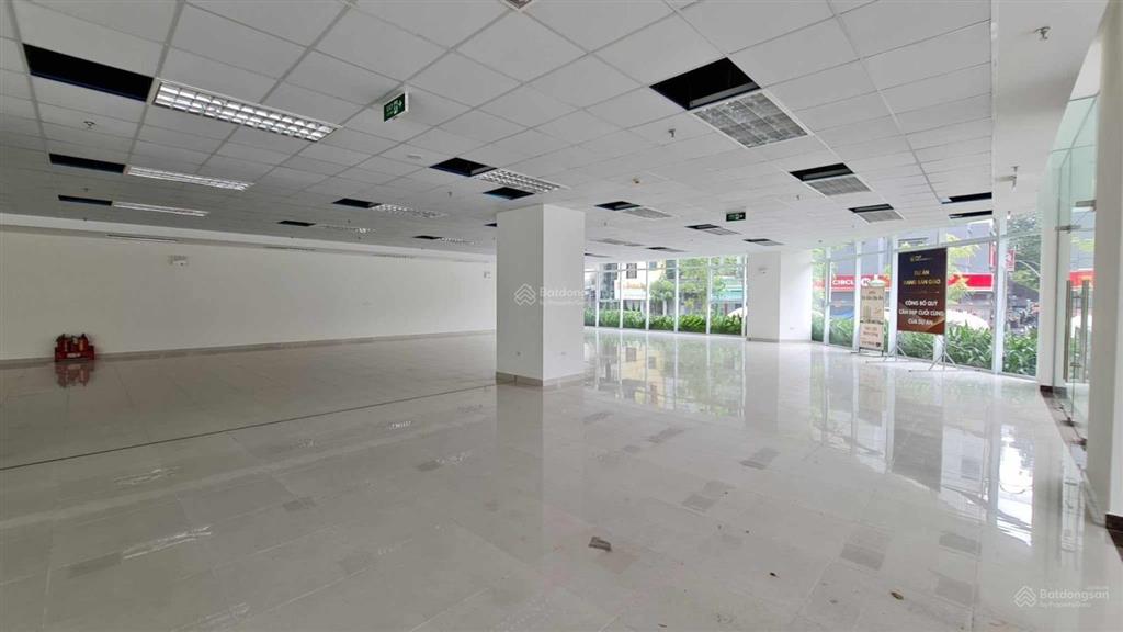 Cho thuê sàn tm, bi  a, game, vp tòa t&t 120 định công, hoàng mai, hn dt 520m²