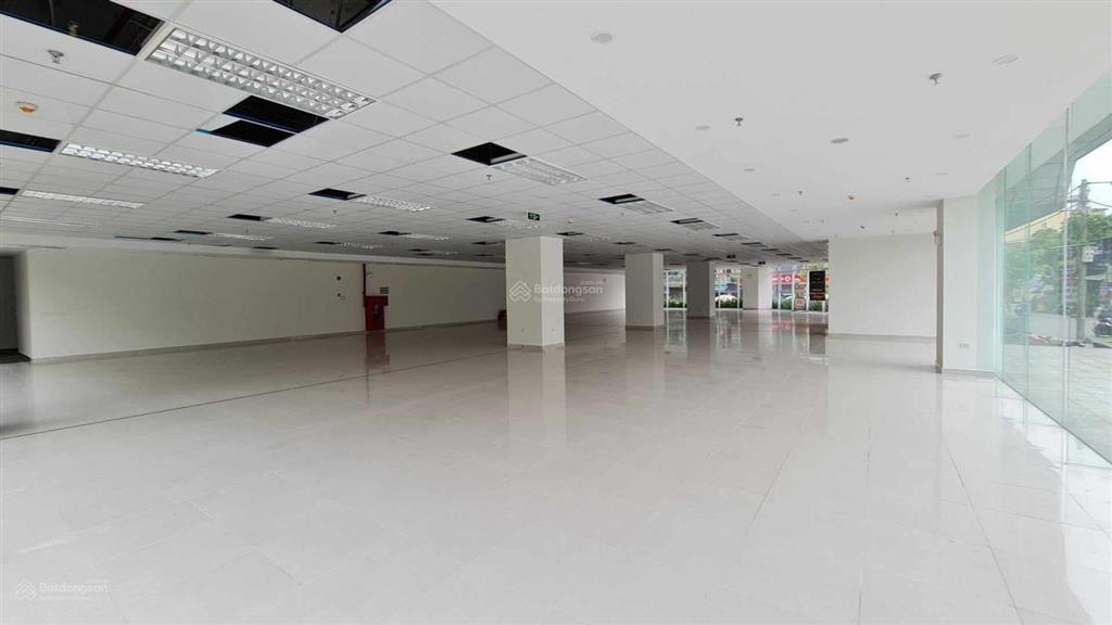 Cho thuê sàn tm, bi  a, game, vp tòa t&t 120 định công, hoàng mai, hn dt 520m²