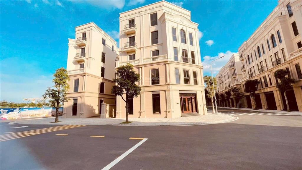 Bán boutique 109m phân khu sao phương tây vinhomes cổ loa giá 21,79 tỷ  0916 471 ***