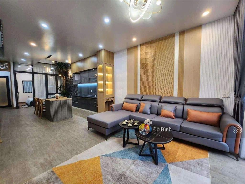 Cho thuê nhà 3 tầng mặt tiền trần quý khoách  sát biển  3pn  3wc  sân ô tô