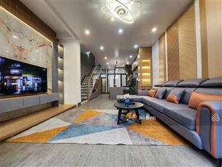 Cho thuê nhà 3 tầng mặt tiền trần quý khoách  sát biển  3pn  3wc  sân ô tô