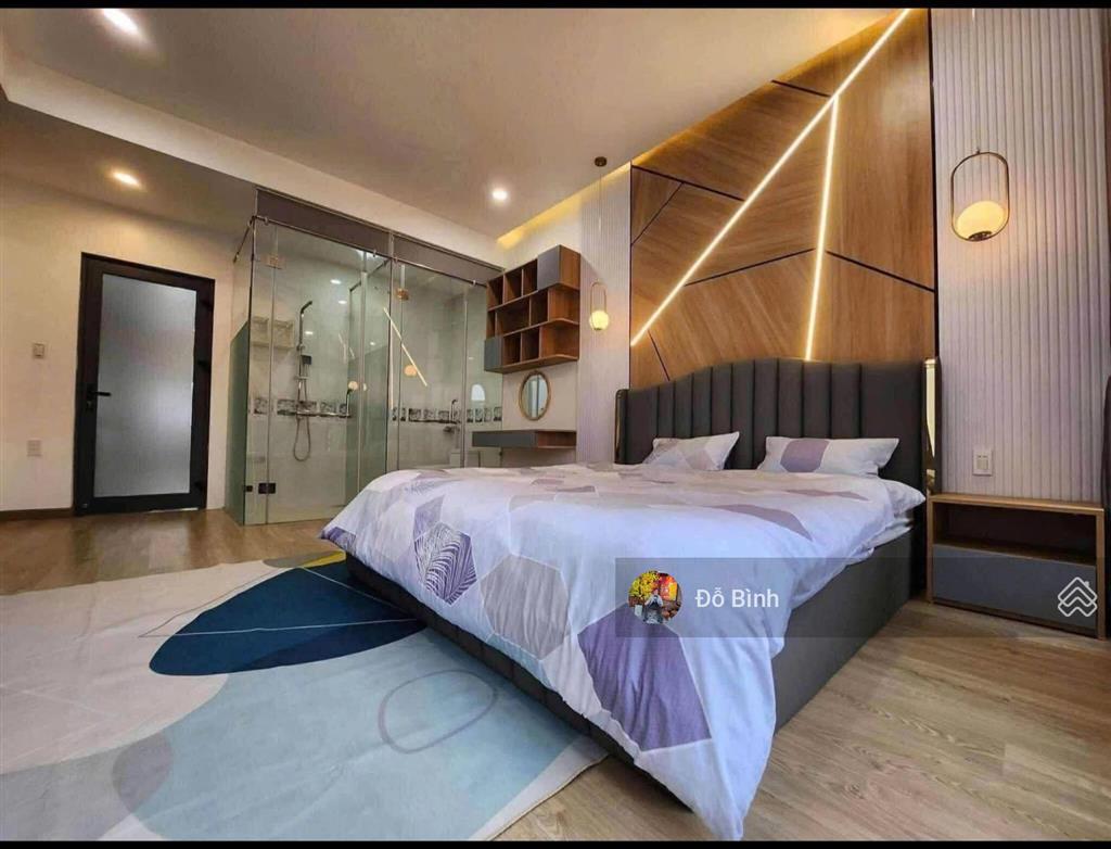 Cho thuê nhà 3 tầng mặt tiền trần quý khoách  sát biển  3pn  3wc  sân ô tô