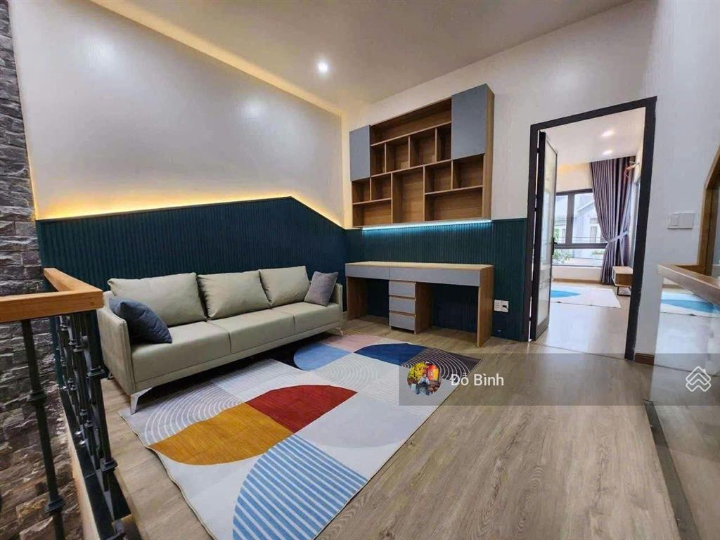 Cho thuê nhà 3 tầng mặt tiền trần quý khoách  sát biển  3pn  3wc  sân ô tô