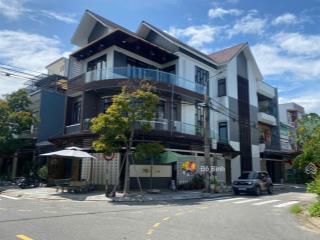 Cho thuê nhà 3 tầng lô góc 2 mặt tiền trần can  như hình