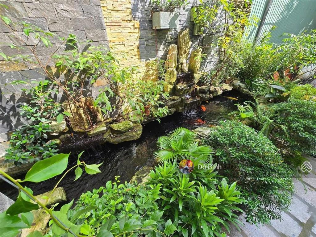 Cho thuê nhà 3 tầng sân vườn  kiệt 275 trường chinh  mới đẹp  4pn đủ nội thất