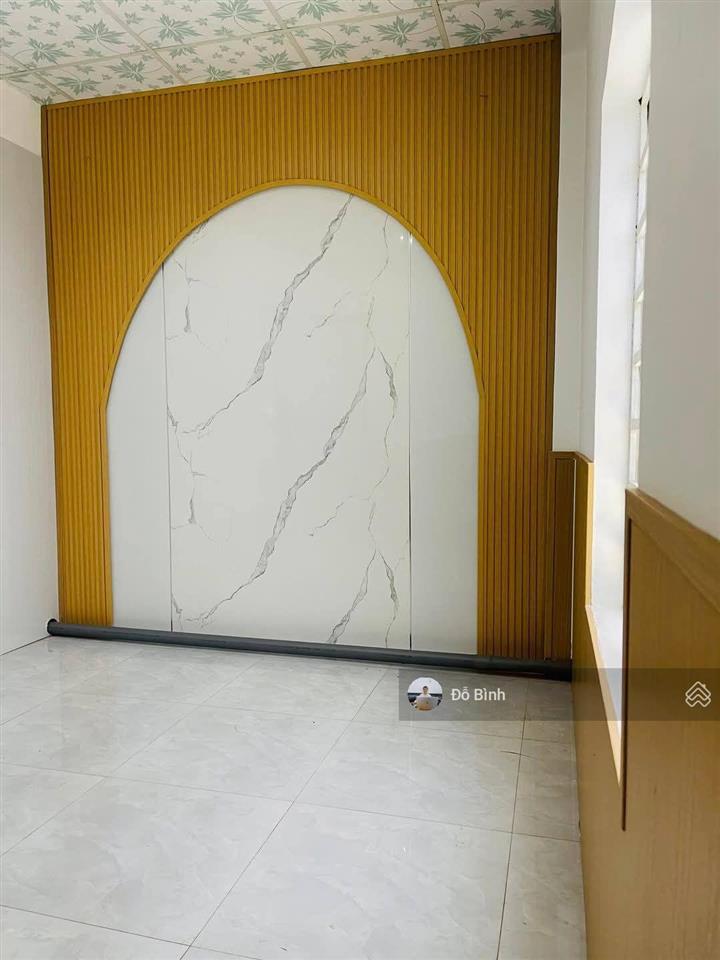 Cho thuê nhà 2 tầng đường nguyễn ân  2pn  2wc