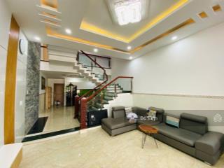 Cho thuê nhà 3 tầng gần hoàng minh thắng  khu fpt  5pn  4wc