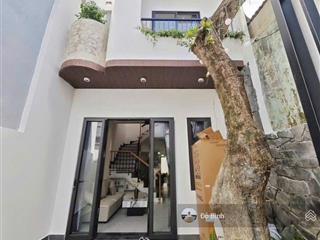 Cho thuê nhà 2 tầng kiệt đường điện biên phủ  sân vườn  3pn  2wc  mới đẹp