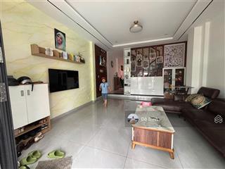 Cho thuê nhà 2 tầng đường trịnh hoài đức  4pn  3wc  ngay công viên thanh niên