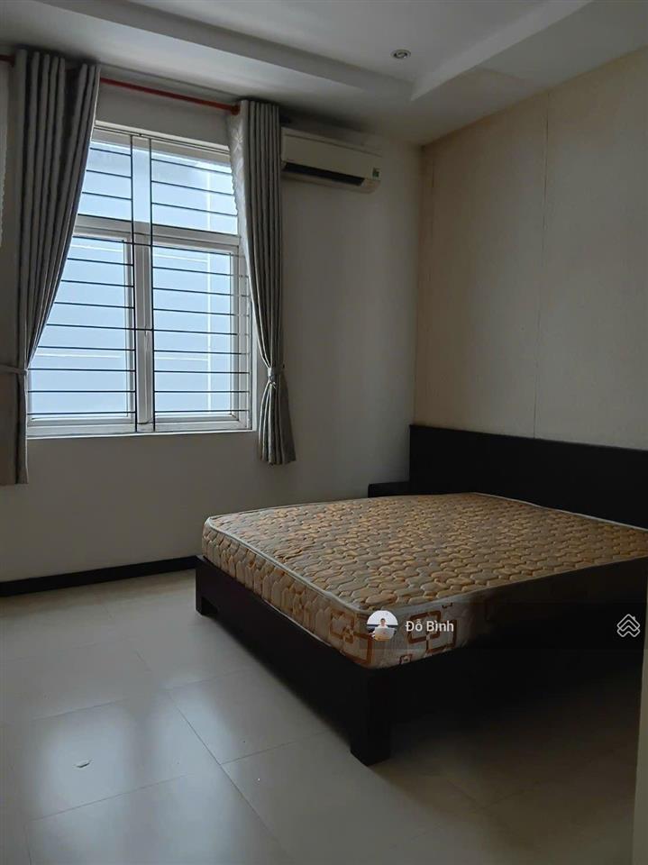 Cho thuê siêu phẩm 2 mặt tiền  nguyễn tất thành  view biển  ngang 20m