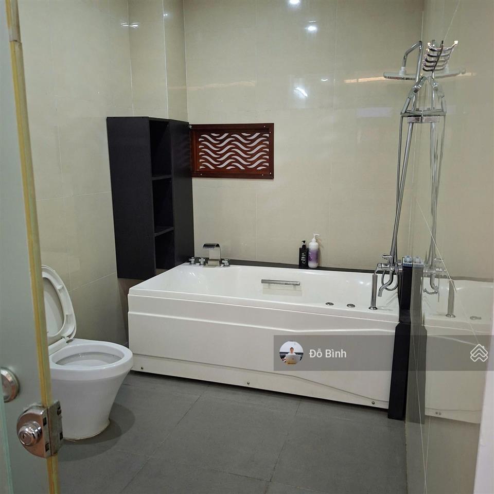 Cho thuê nhà 3 tầng đường mẹ thứ  4 phòng  4wc  đủ nội thất