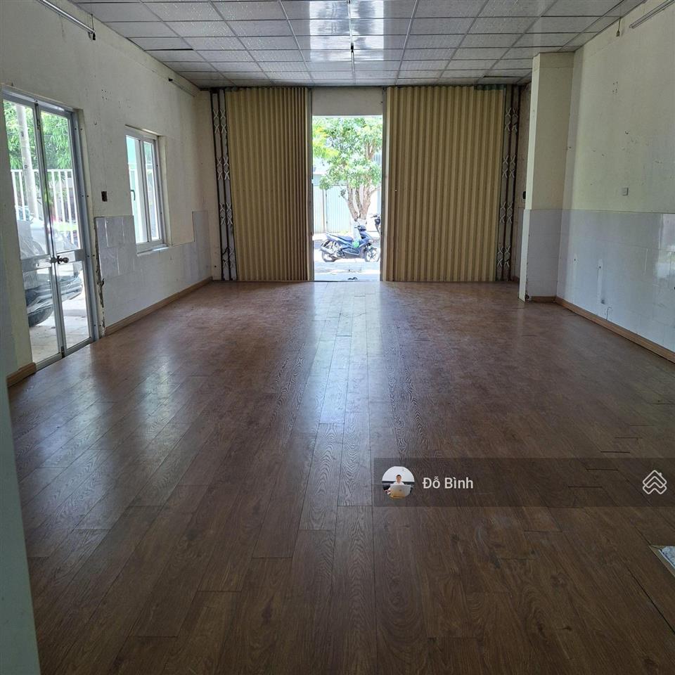 Cho thuê nhà đường hàn thuyên  120m2  gần 30/4