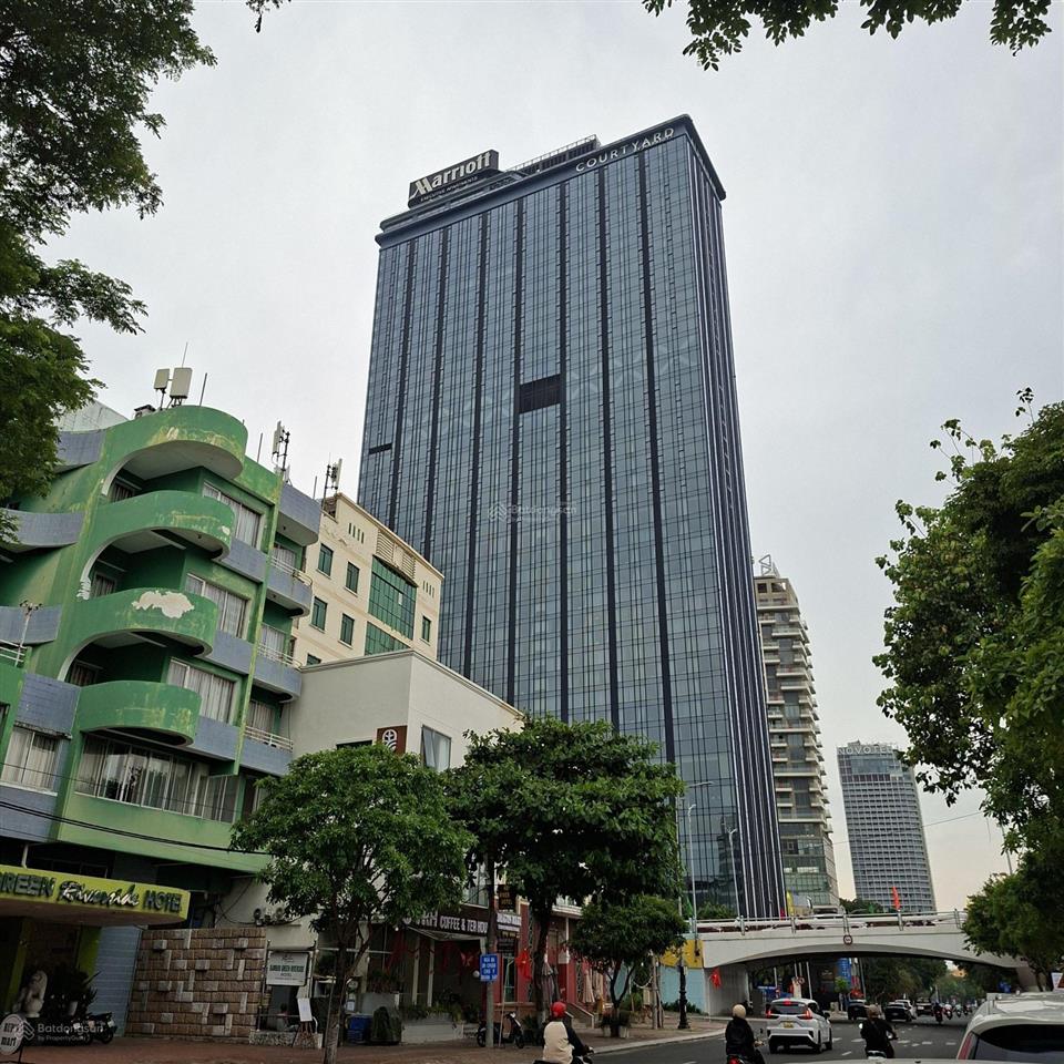 Cho thuê nhà 3 tầng bạch đằng  view sông  sơn sửa mới