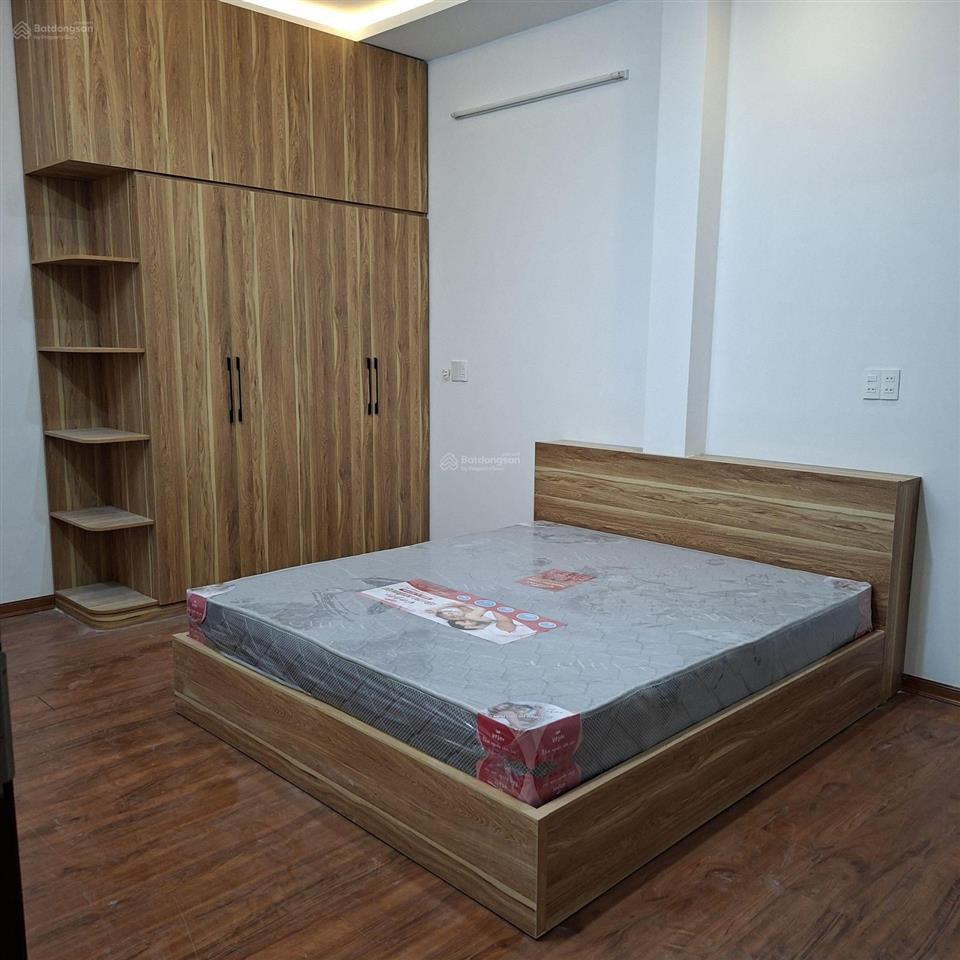 Cho thuê nhà 3 tầng đường mẹ thứ  4 phòng  4wc  đủ nội thất