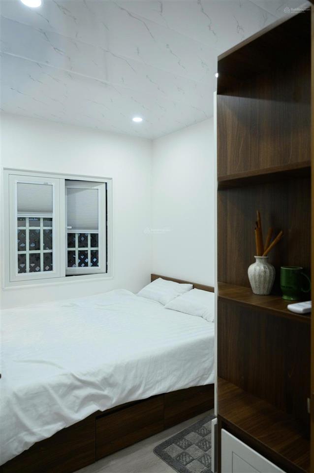 Cho thuê biệt tự 2 mặt tiền đường anh đức  4 phòng  4wc  có hồ bơi