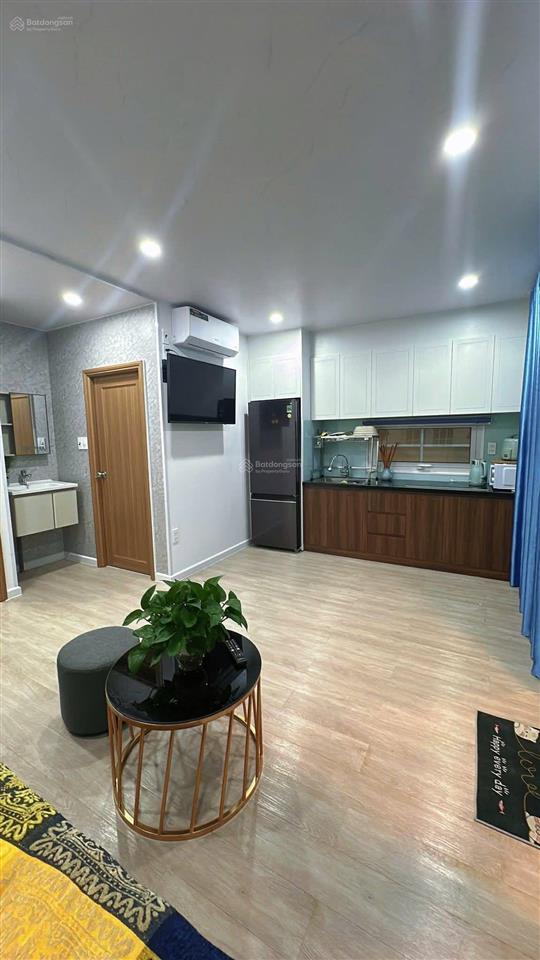 Cho thuê biệt tự 2 mặt tiền đường anh đức  4 phòng  4wc  có hồ bơi