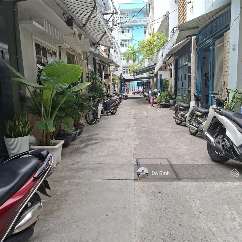 Cho thuê nhà 3 tầng kiệt ô tô hùng vương  3 phòng  3wc