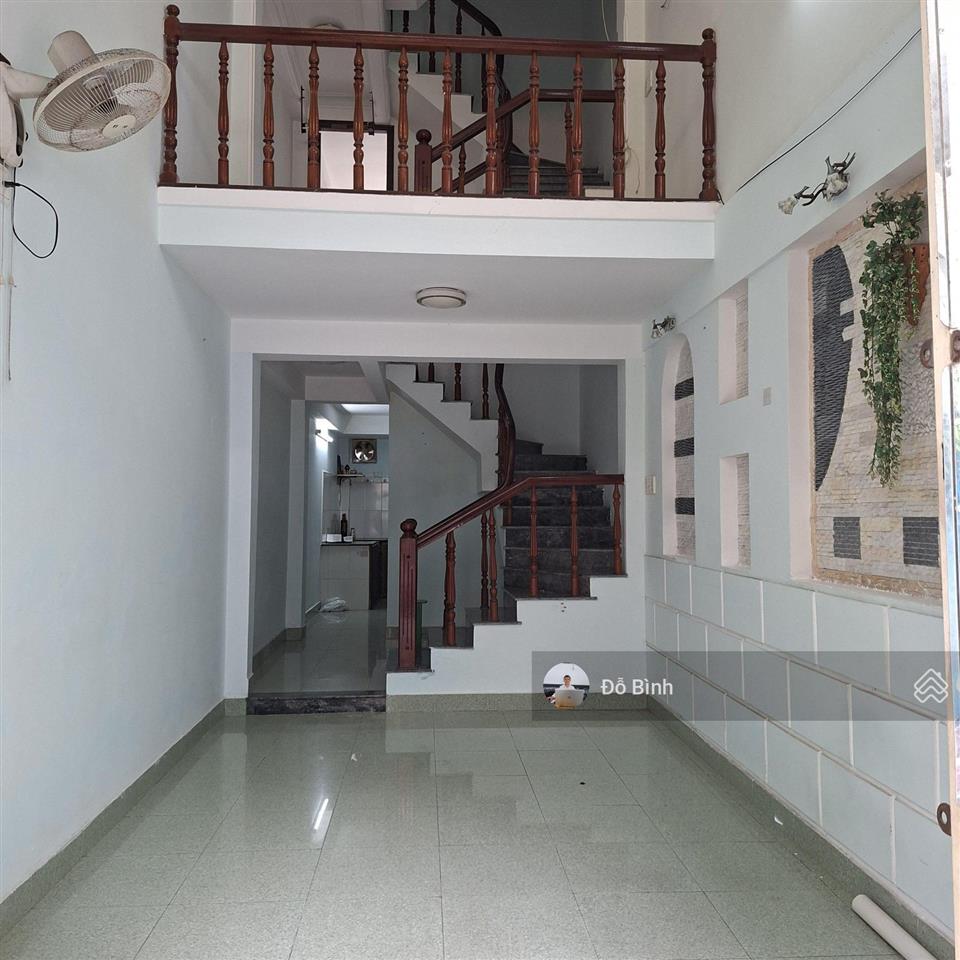 Cho thuê nhà 3 tầng kiệt ô tô hùng vương  3 phòng  3wc