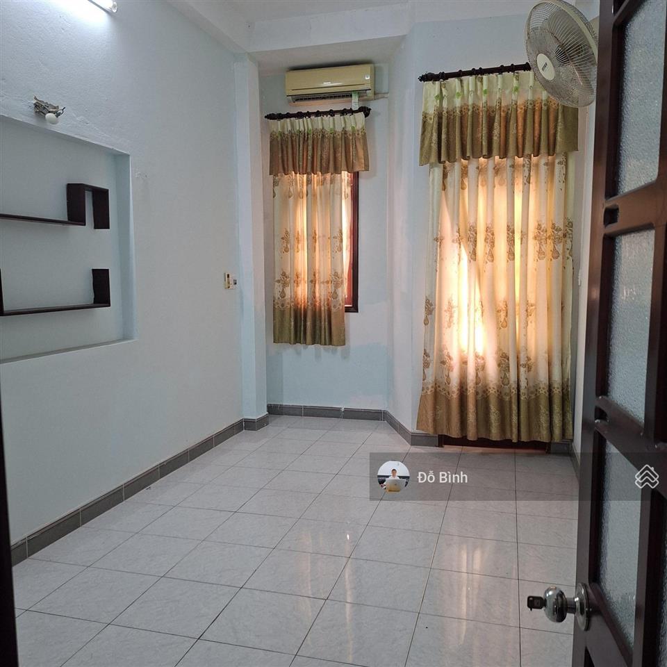 Cho thuê nhà 3 tầng kiệt ô tô hùng vương  3 phòng  3wc