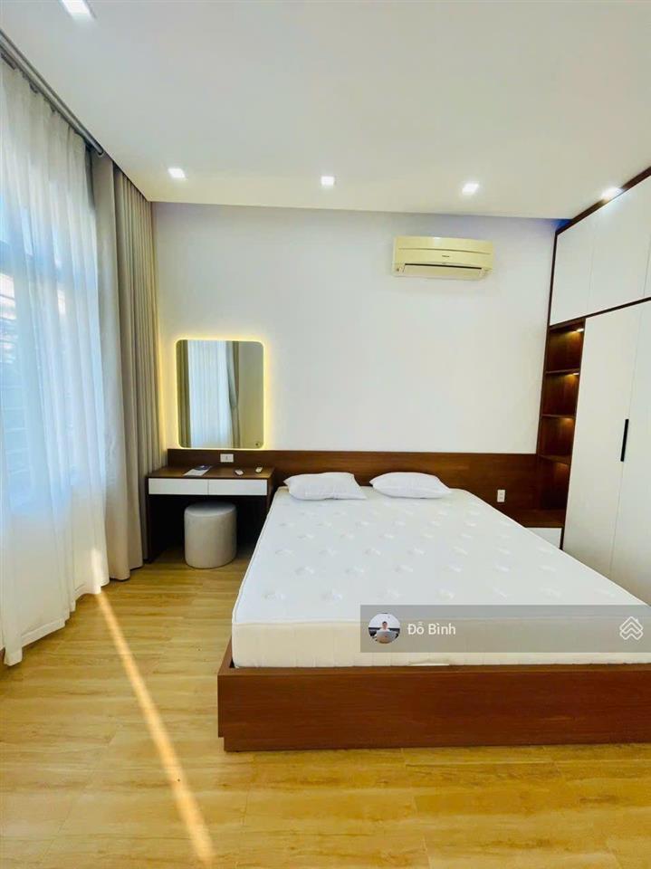 Cho thuê nhà 2 mặt tiền đường châu thượng văn  mới đẹp