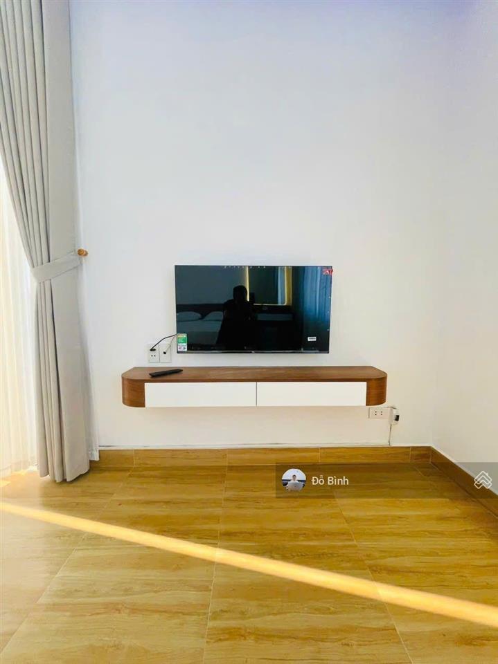 Cho thuê nhà 2 mặt tiền đường châu thượng văn  mới đẹp