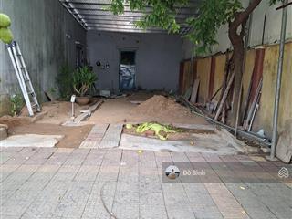 Cho thuê nhà đường xuân thủy  thông suốt