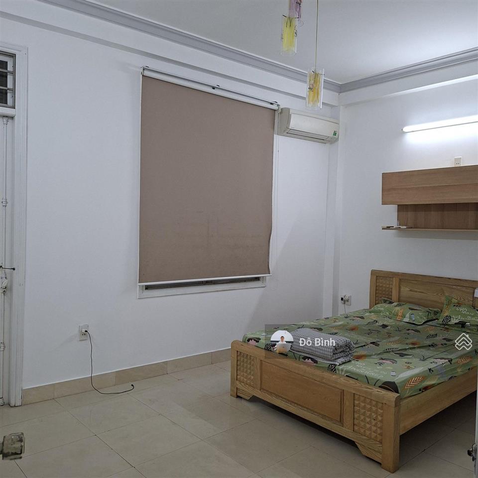 Cho thuê nhà 3 tầng tống phước phổ  sạch đẹp