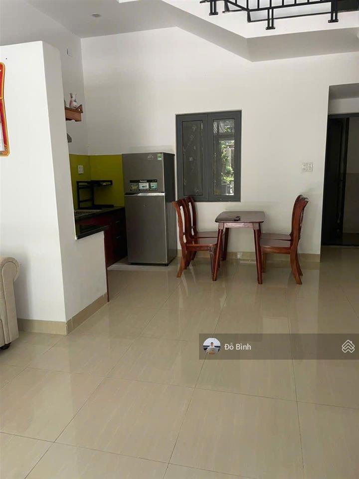 Cho thuê nhà 3 tầng hồ phi tích  đủ nội thất