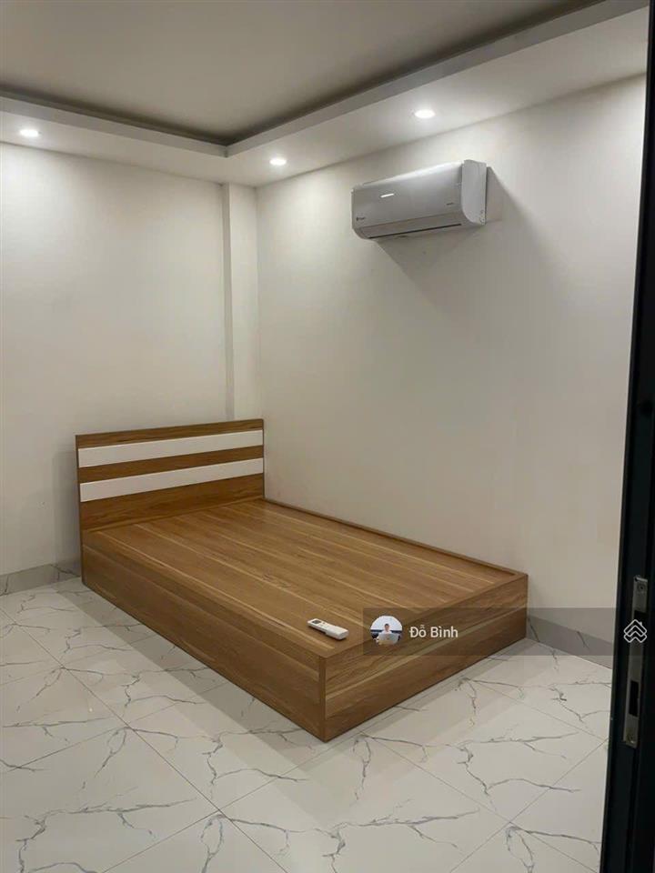 Cho thuê nhà 3 tầng hồ phi tích  đủ nội thất