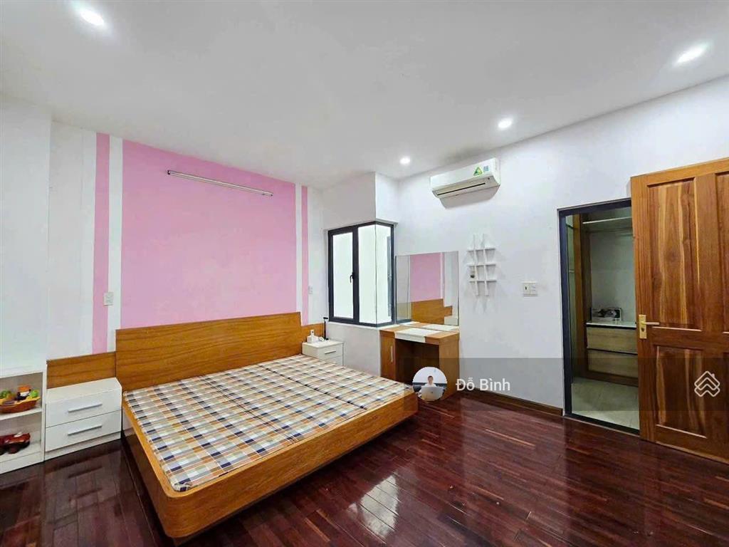 Cho thuê nhà 3 tầng bình an 7  3 phòng  3wc  gara ô tô