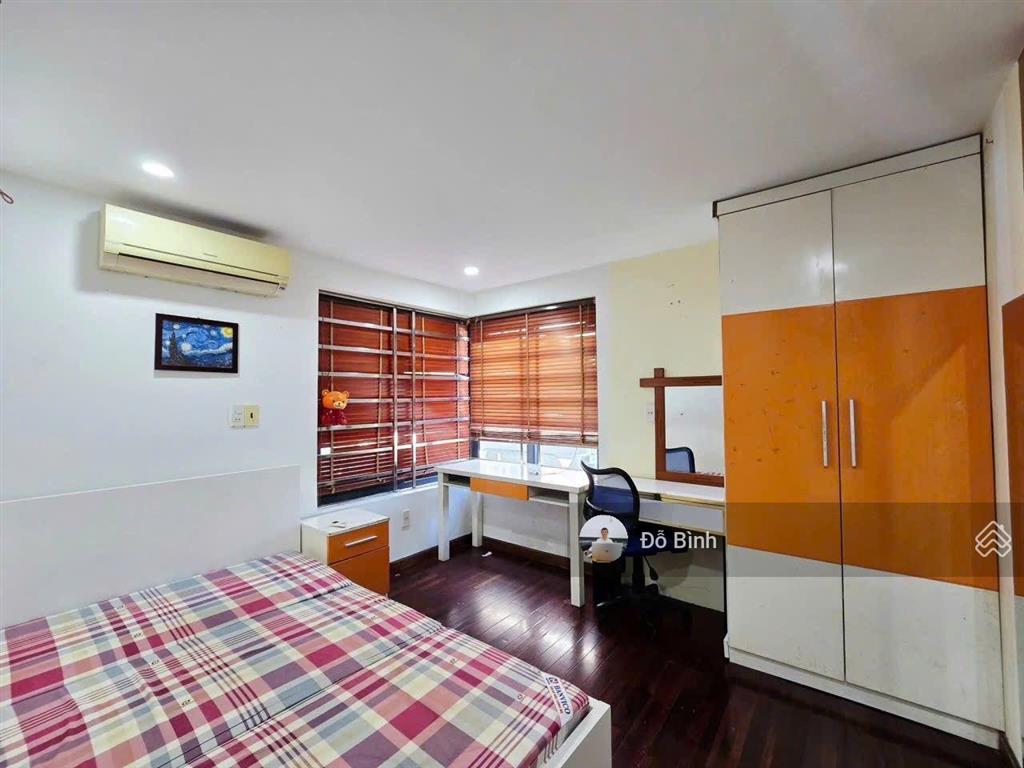Cho thuê nhà 3 tầng bình an 7  3 phòng  3wc  gara ô tô